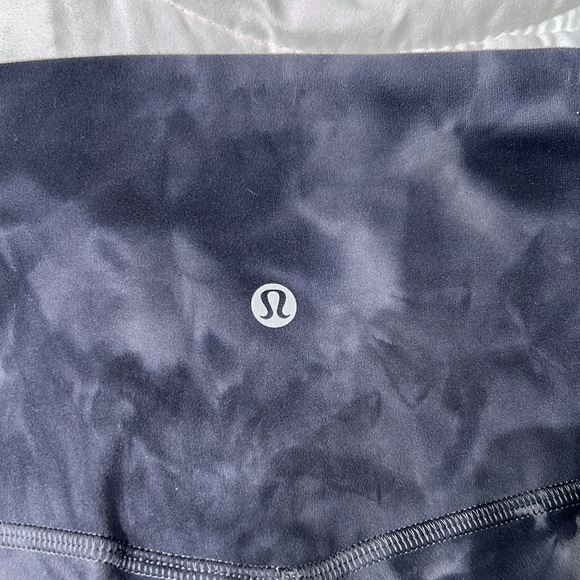 Lululemon Tie Dye Aligns - Picture 2 of 2